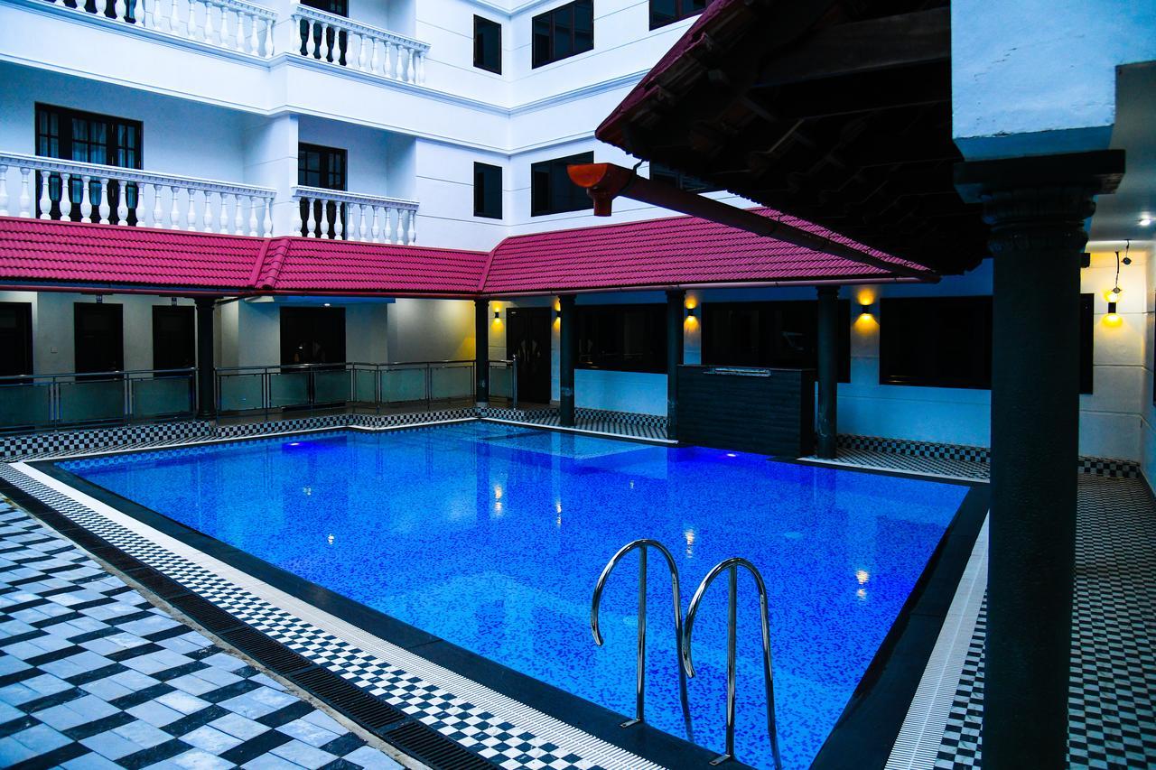 Sajjoys Hotel Varkala Exterior photo